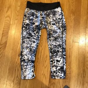 Anthropologie workout Capri